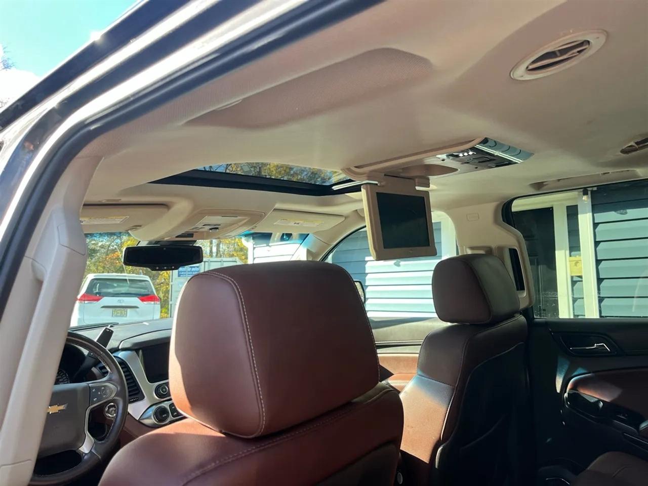 Chevrolet Suburban LTZ 1500 4WD 2015