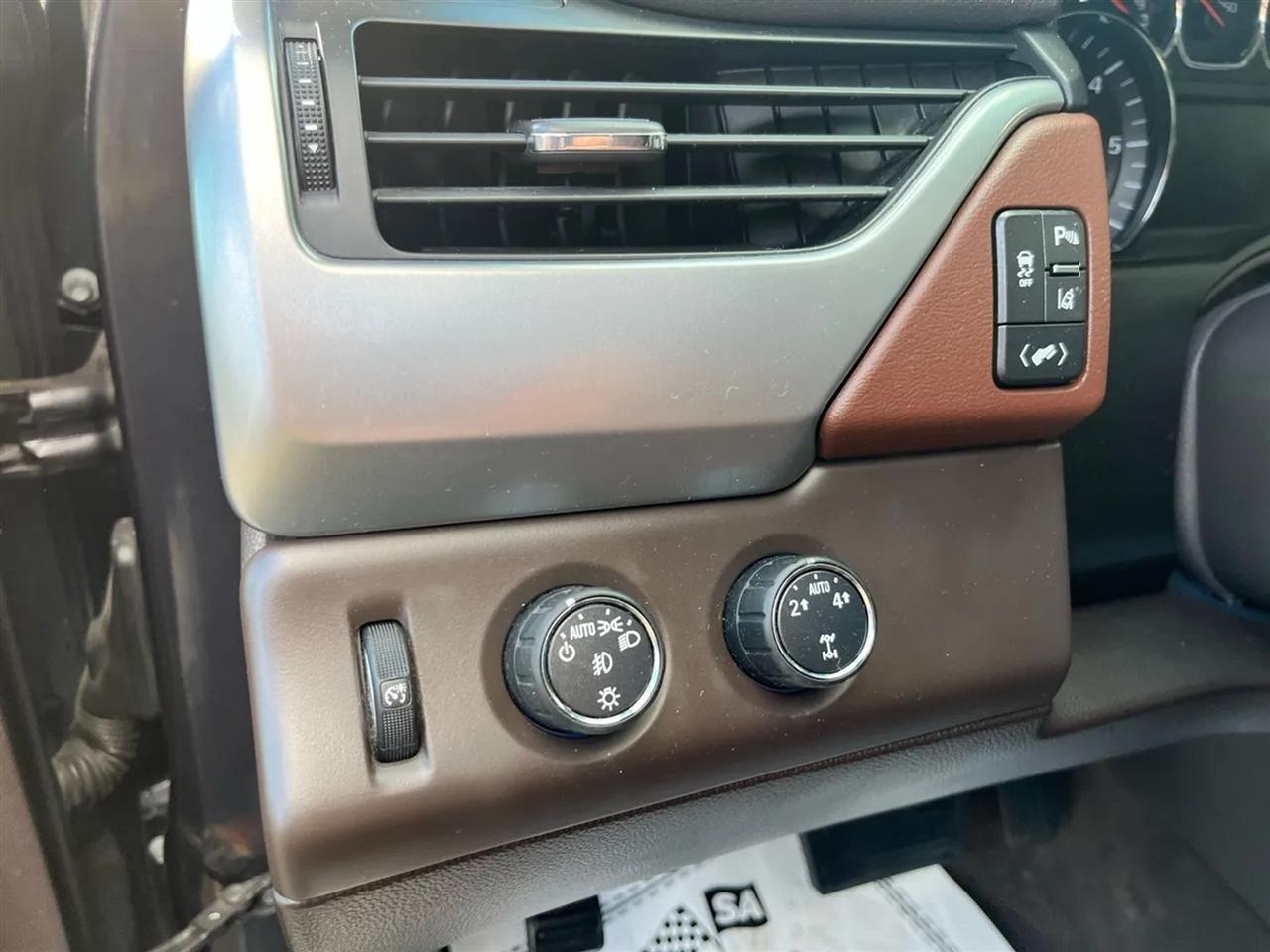 Chevrolet Suburban LTZ 1500 4WD 2015