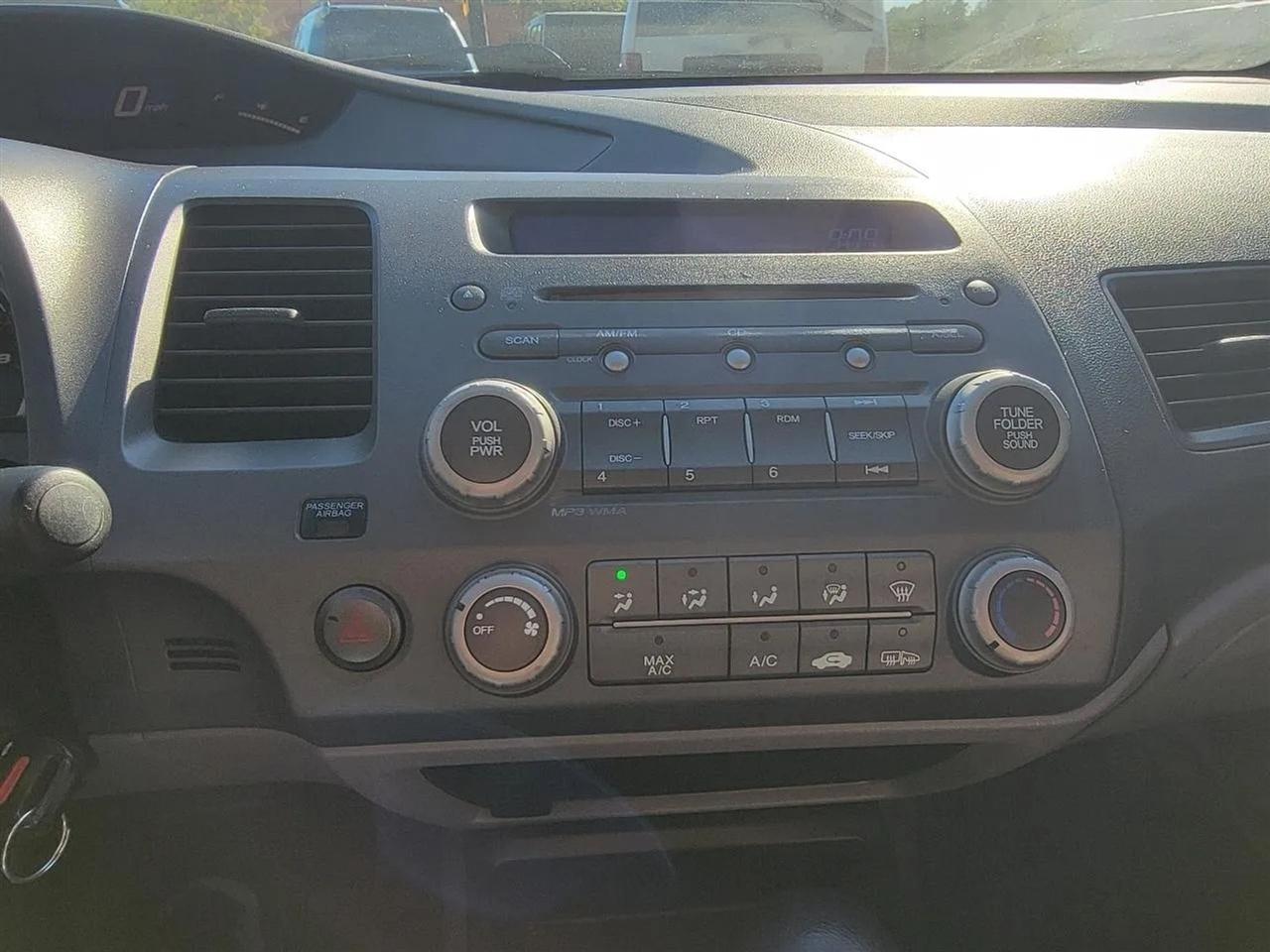 Honda Civic EX-L Sedan 5-Speed AT 2009