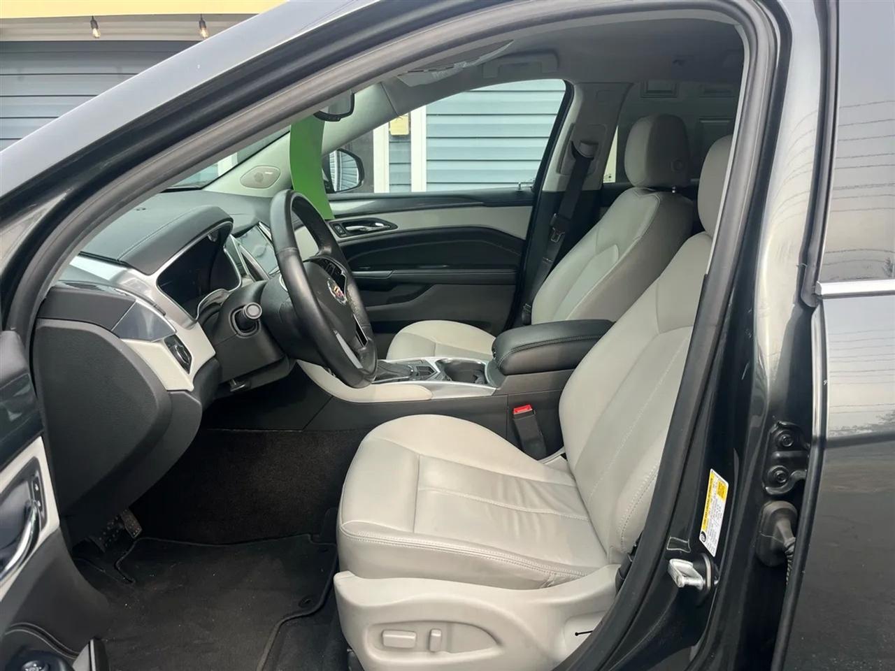 Cadillac SRX Standard FWD 2014