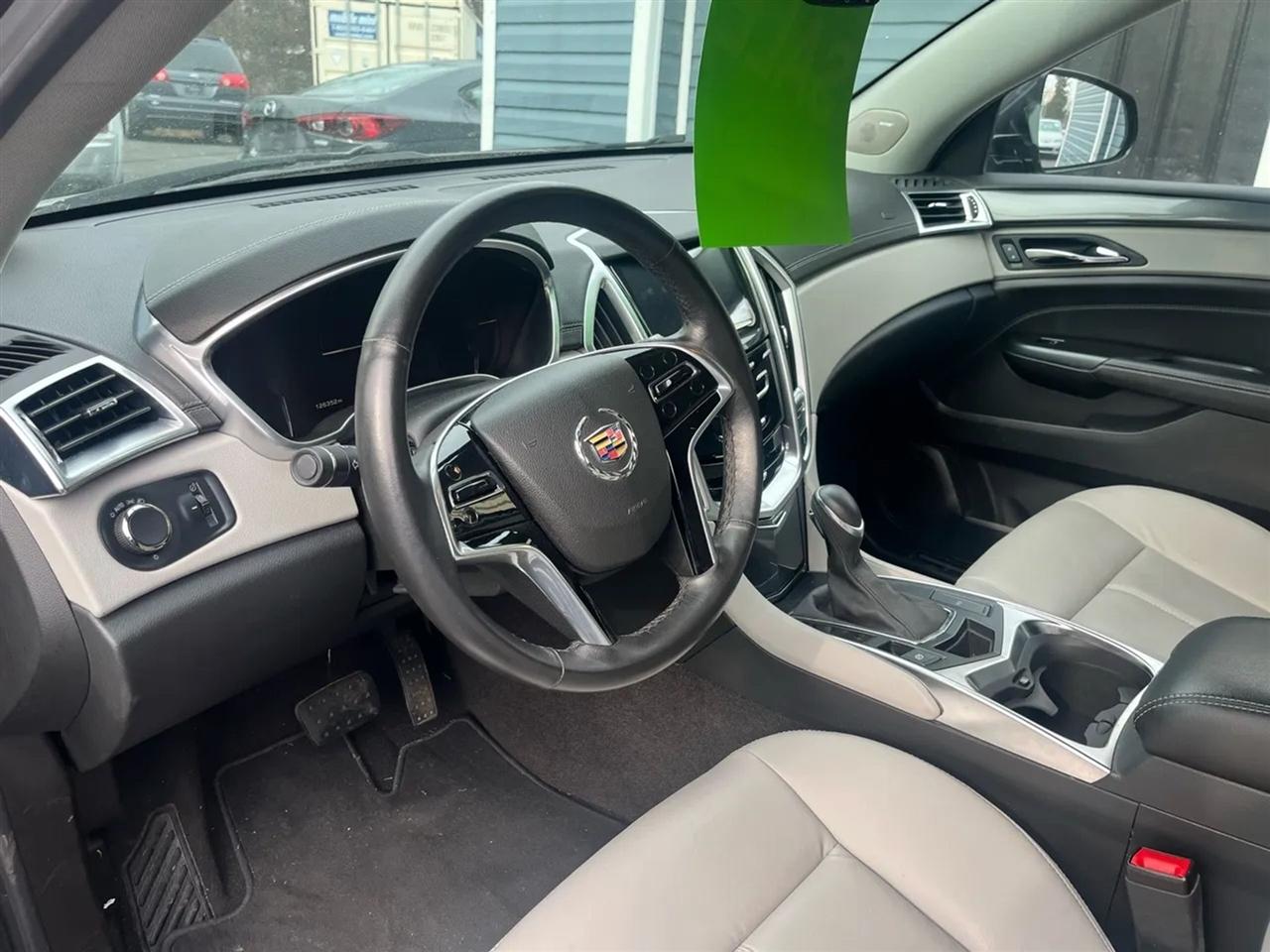 Cadillac SRX Standard FWD 2014