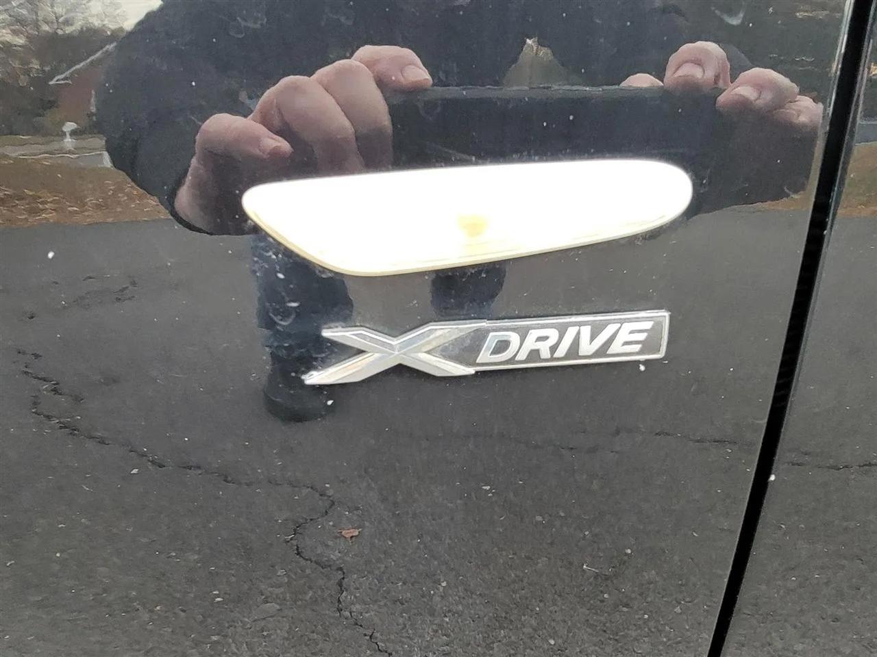 BMW 3-Series 335i xDrive 2011