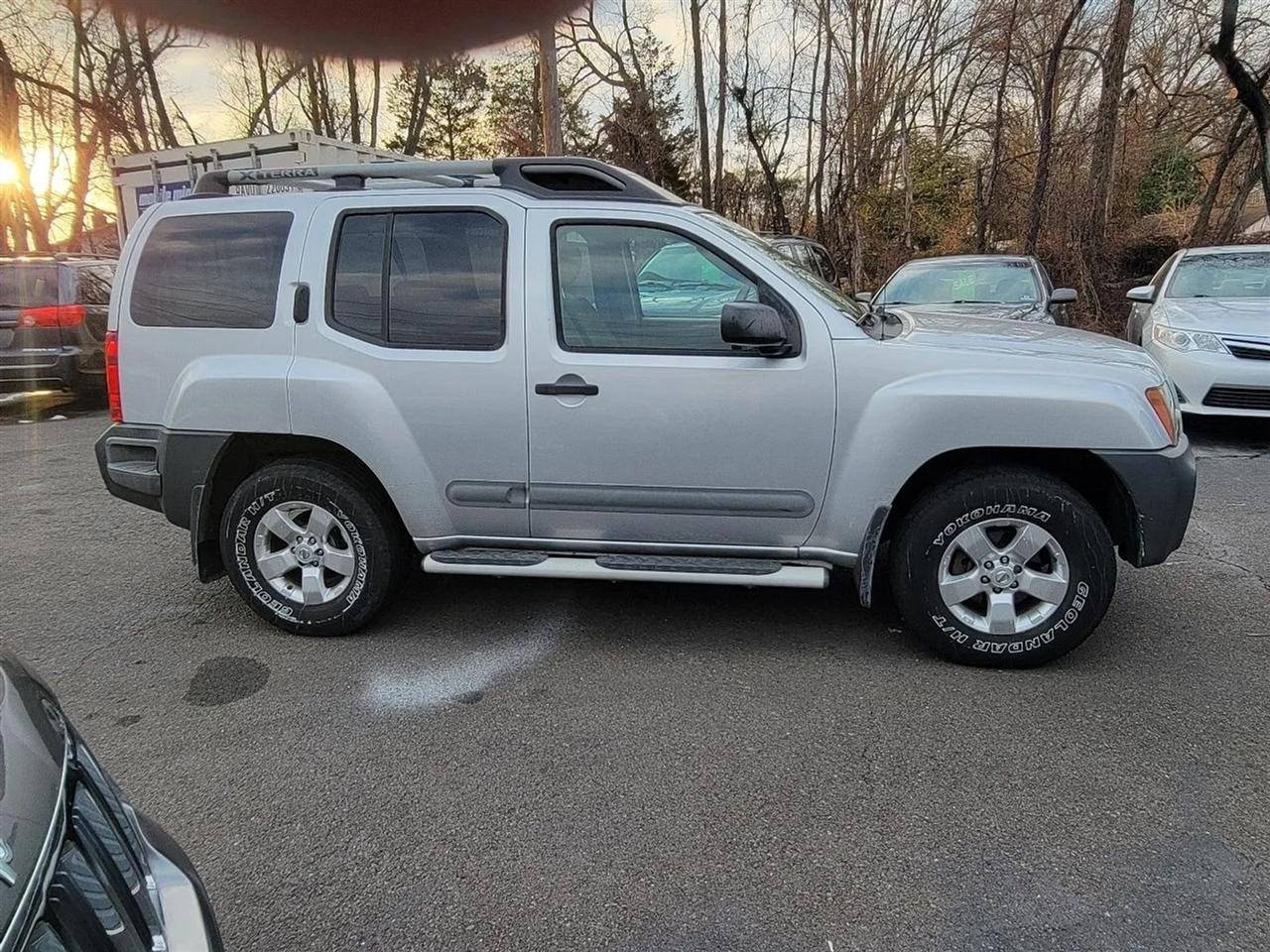 Nissan Xterra S 4WD 2011