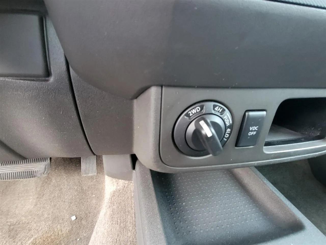 Nissan Xterra S 4WD 2011