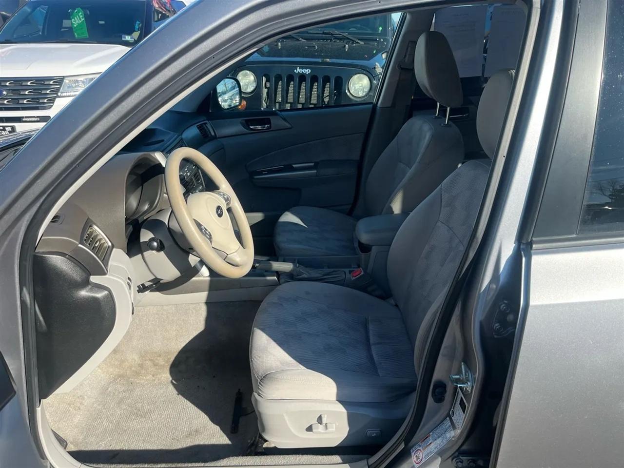 Subaru Forester 2.5X Premium 2010