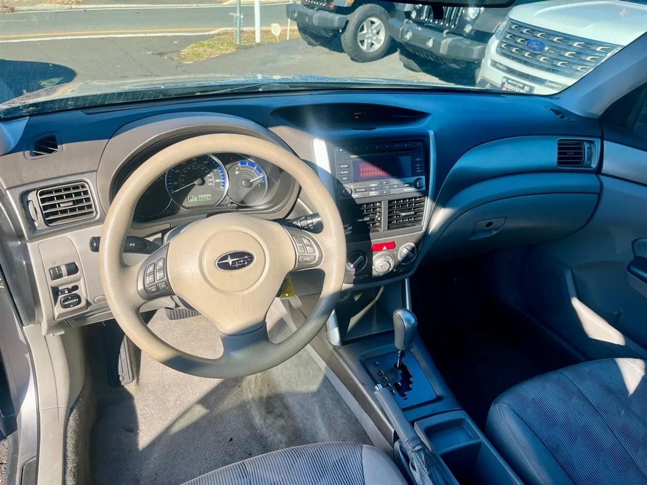 Subaru Forester 2.5X Premium 2010