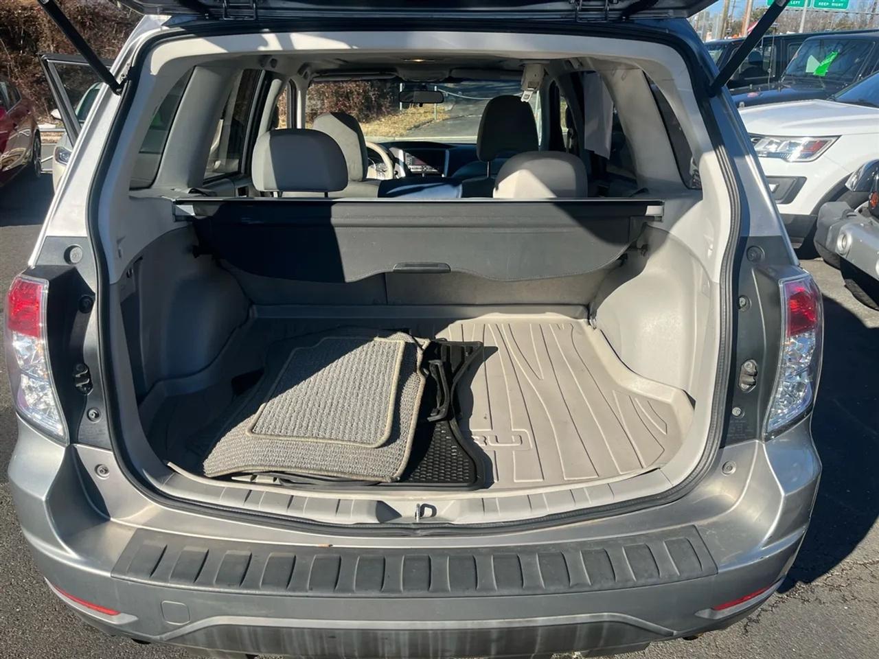 Subaru Forester 2.5X Premium 2010