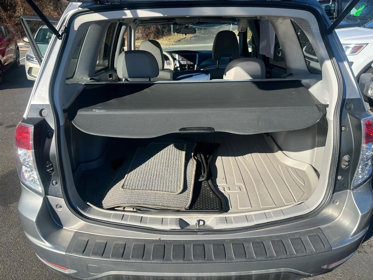 Subaru Forester 2.5X Premium 2010