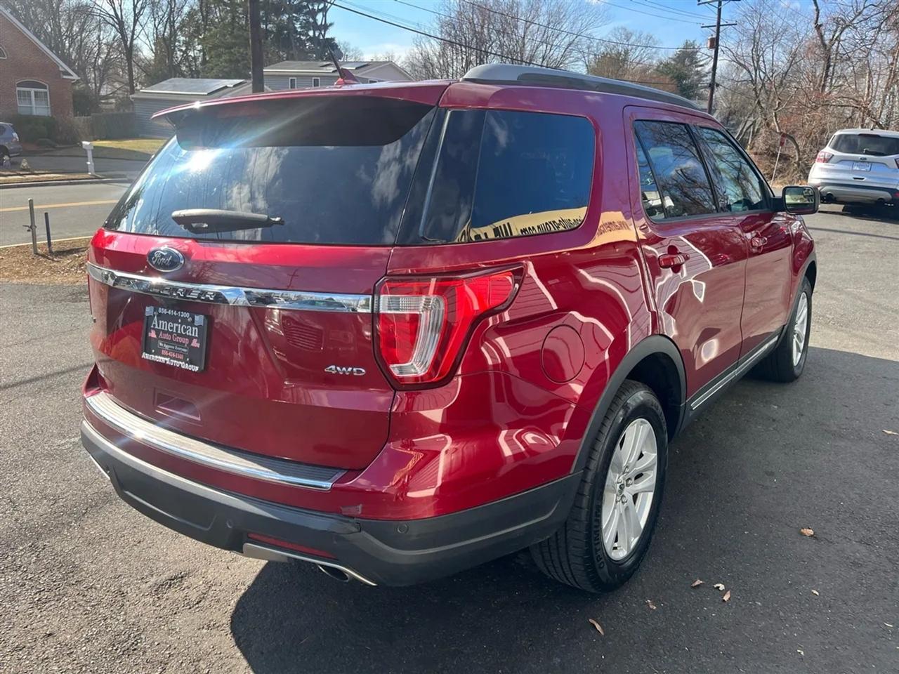 Ford Explorer XLT 4WD 2018