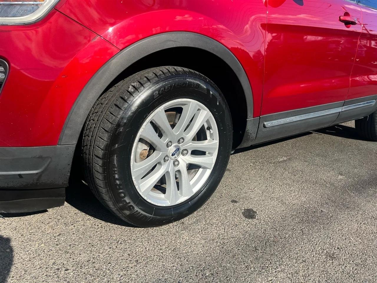 Ford Explorer XLT 4WD 2018