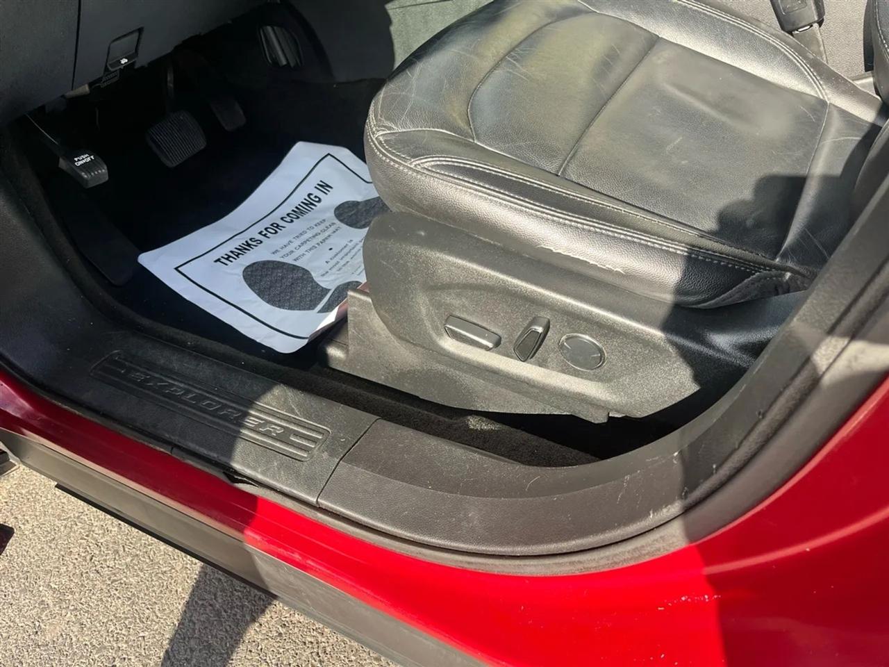 Ford Explorer XLT 4WD 2018