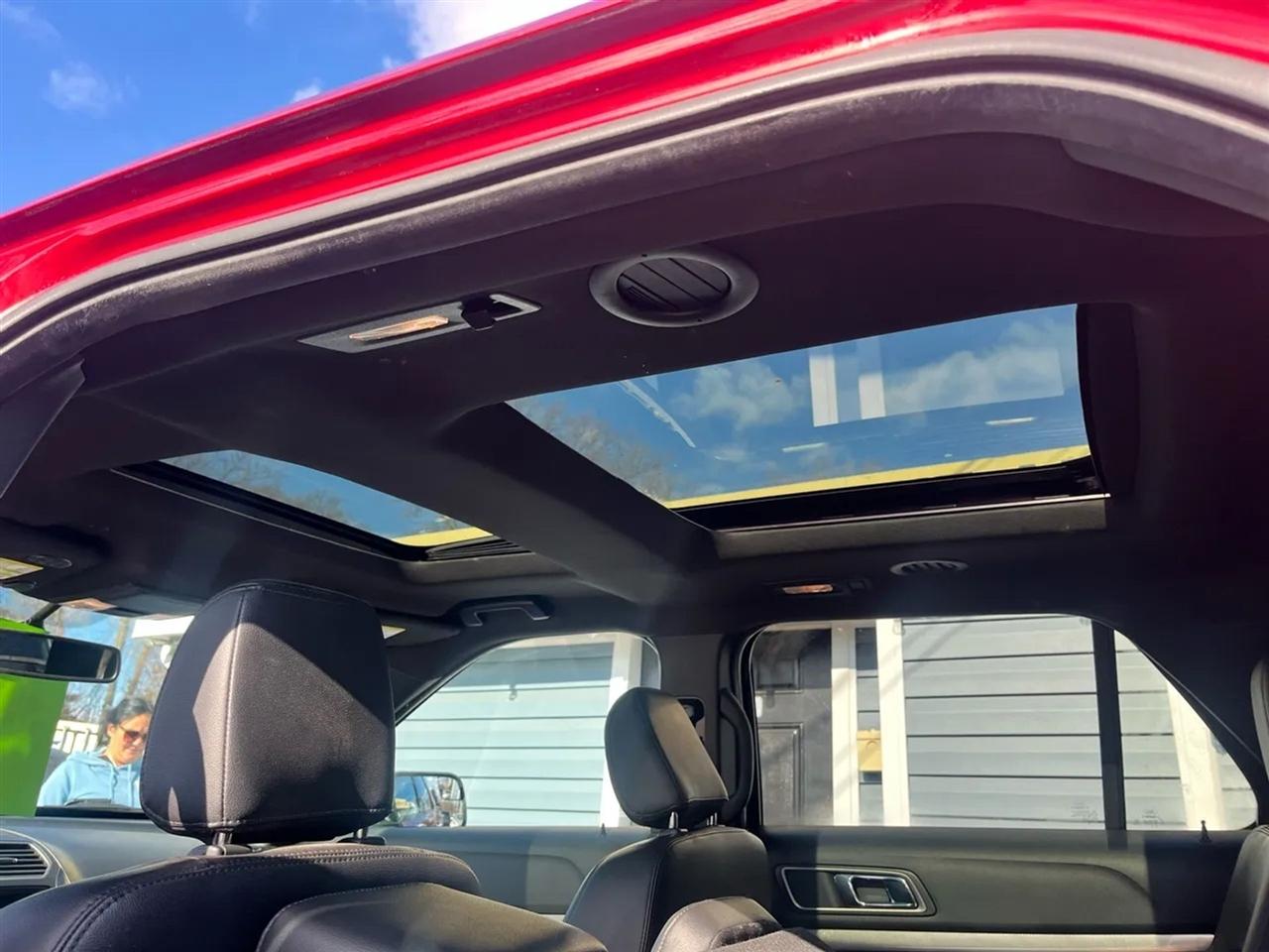 Ford Explorer XLT 4WD 2018