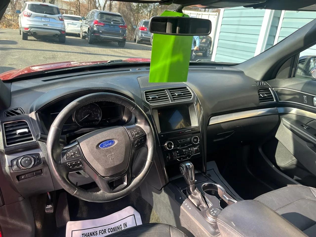 Ford Explorer XLT 4WD 2018