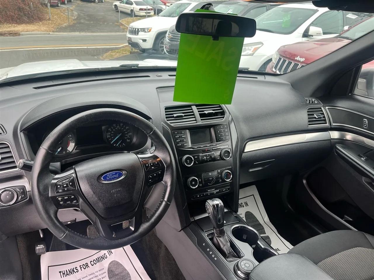 Ford Explorer XLT 4WD 2018