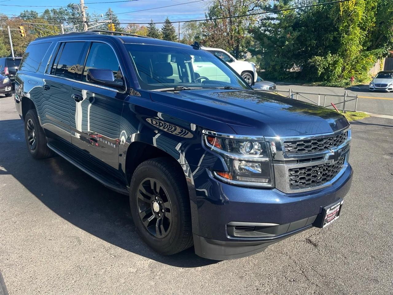 Chevrolet Suburban LS 4WD 2017