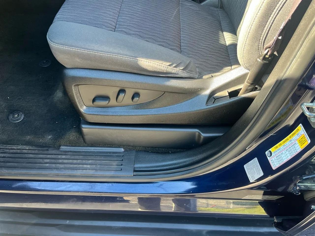 Chevrolet Suburban LS 4WD 2017