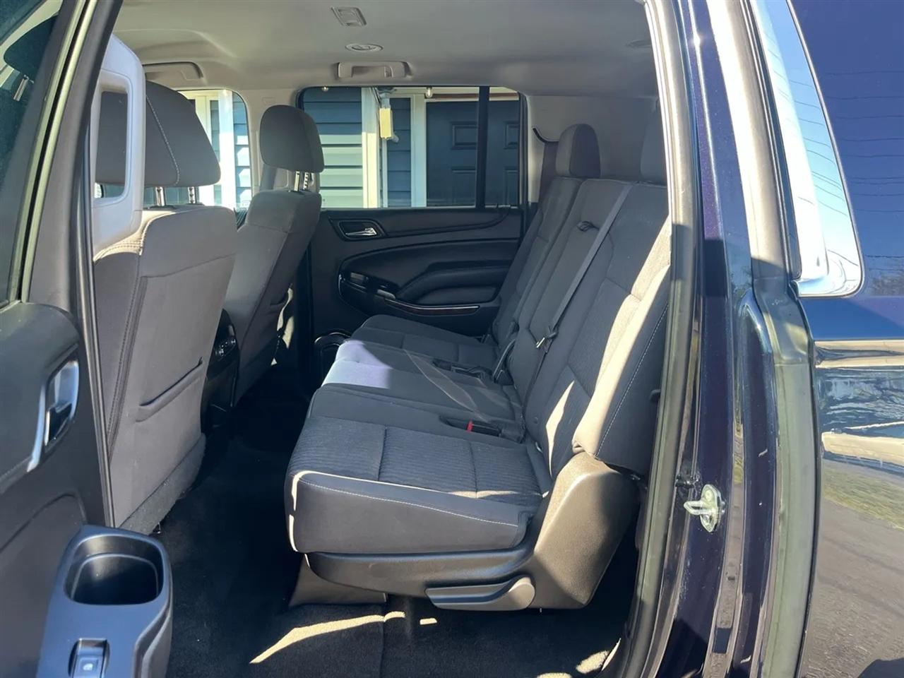 Chevrolet Suburban LS 4WD 2017