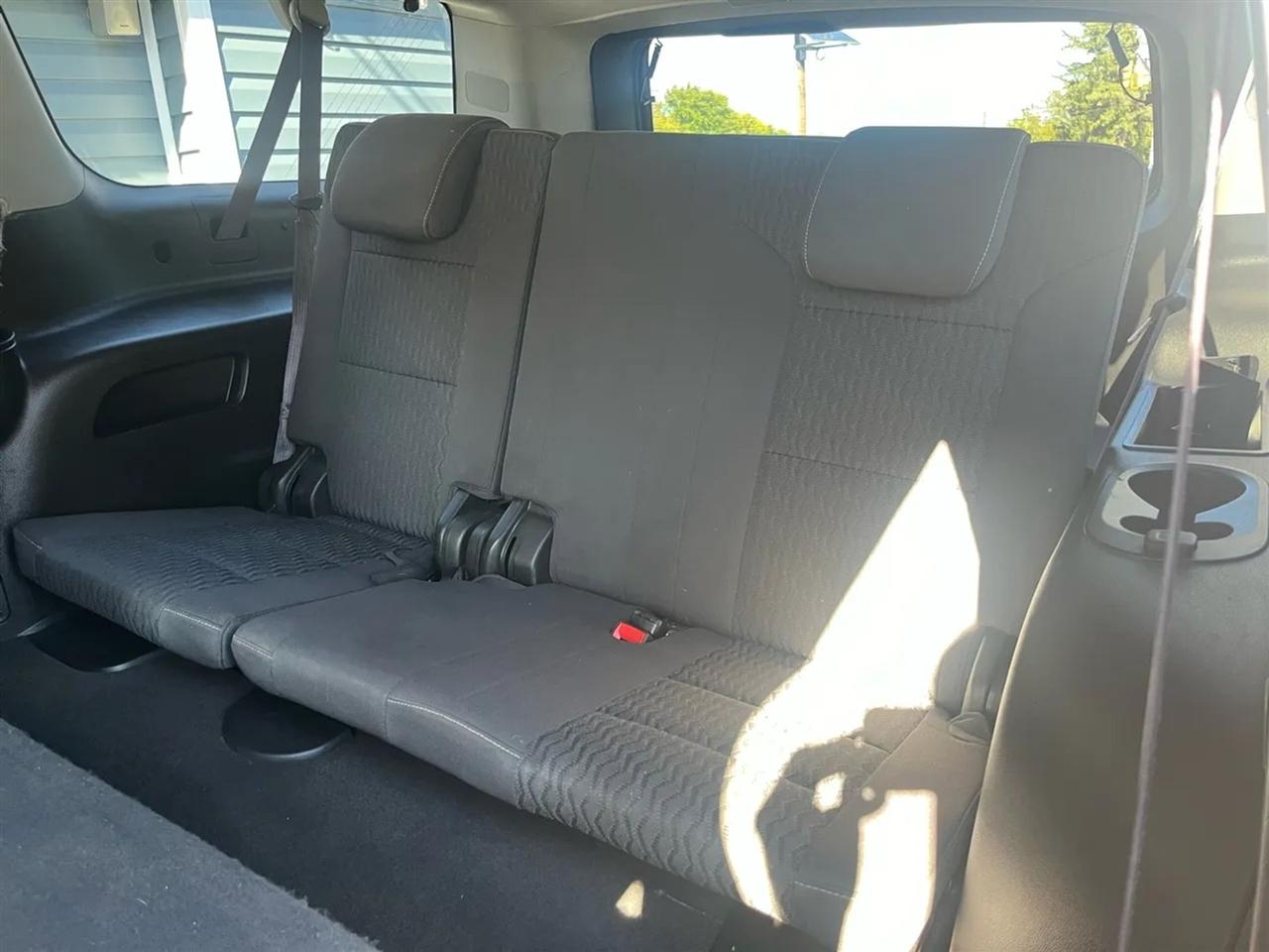 Chevrolet Suburban LS 4WD 2017