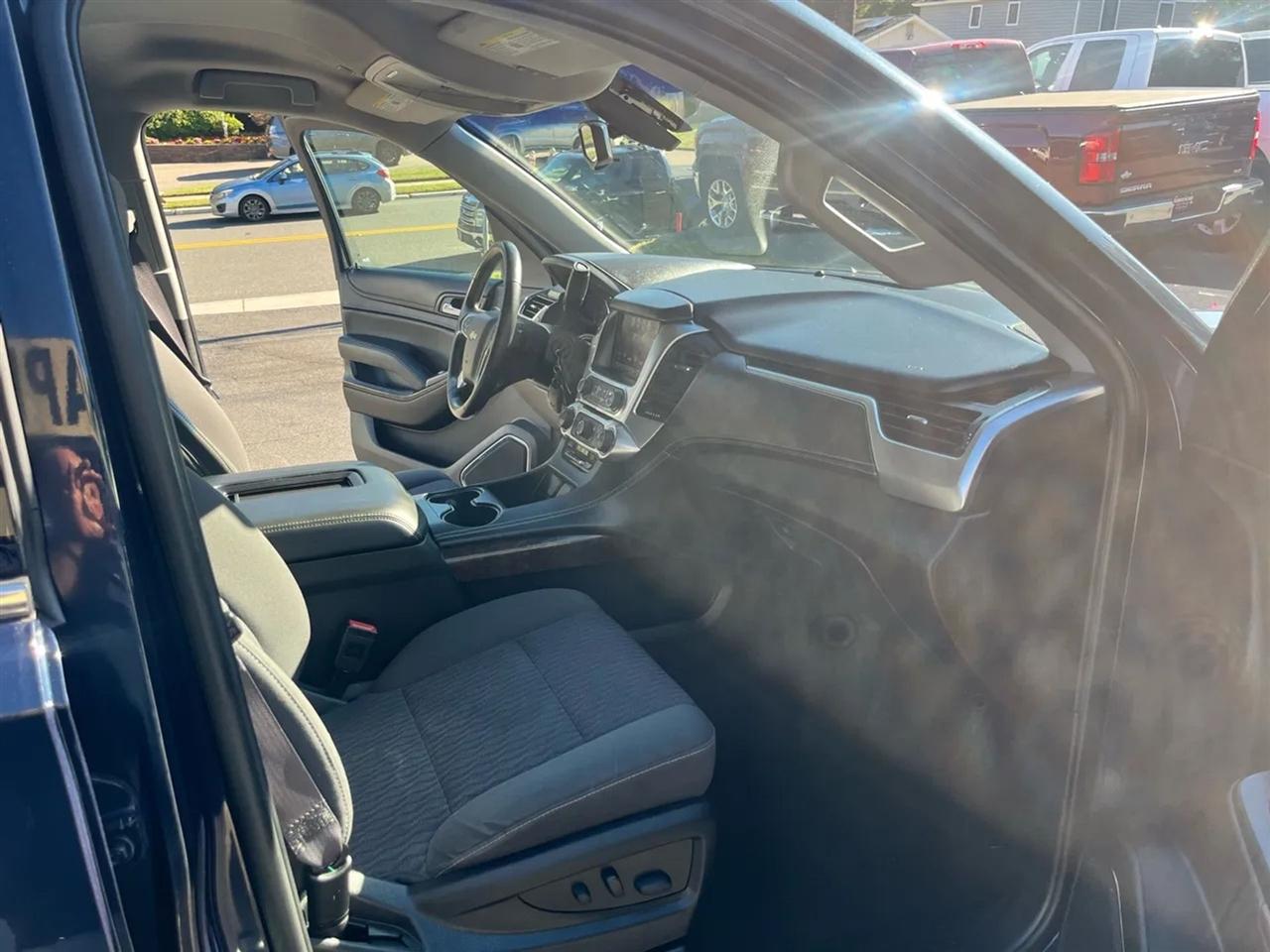 Chevrolet Suburban LS 4WD 2017