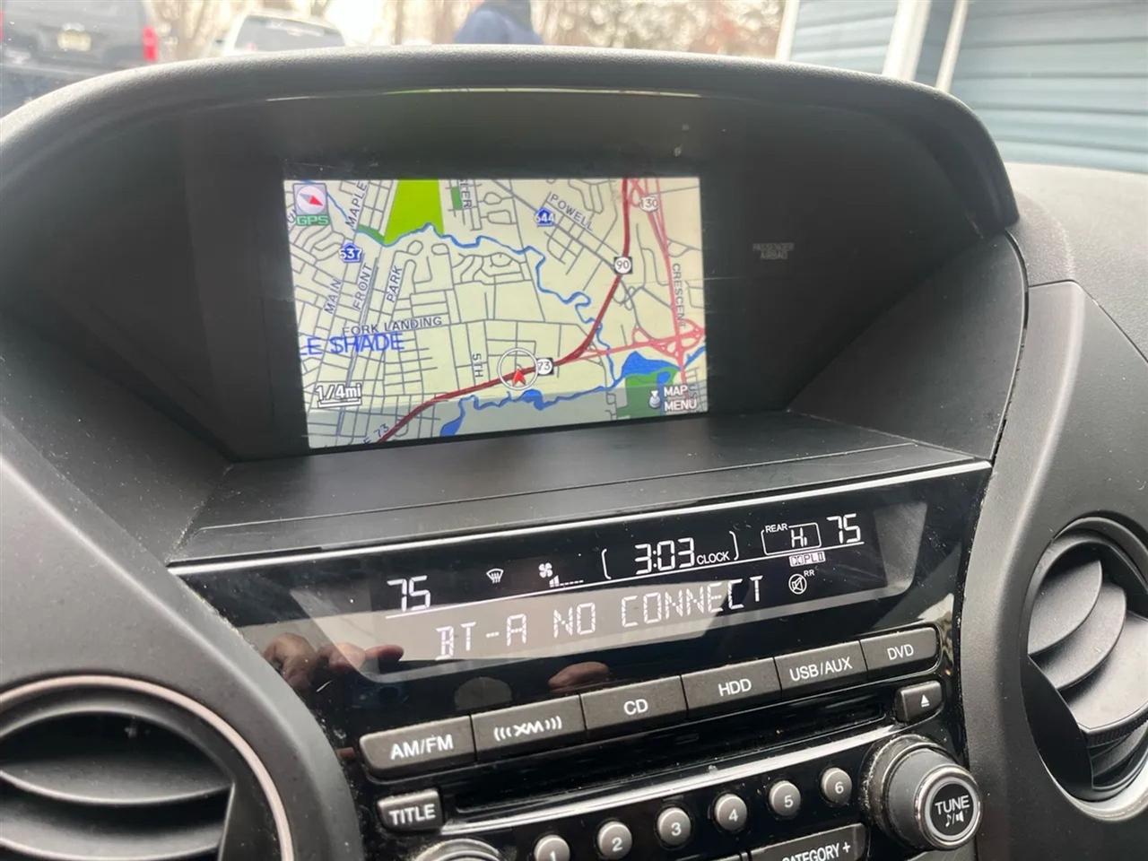 Honda Pilot Touring 4WD 5-Spd AT with DVD 2014