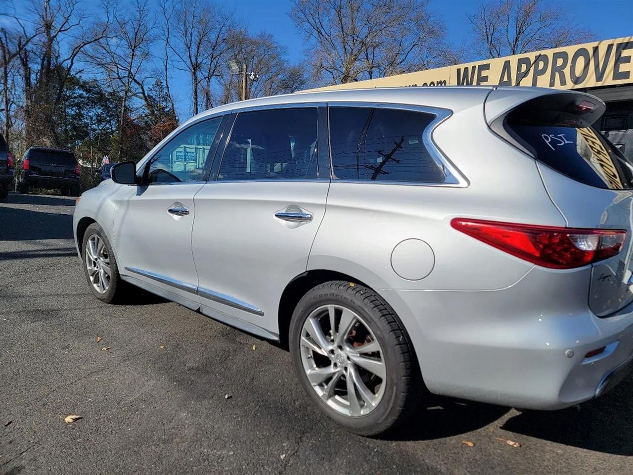 Infiniti JX AWD 2013
