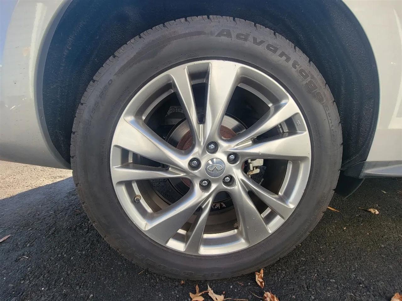 Infiniti JX AWD 2013