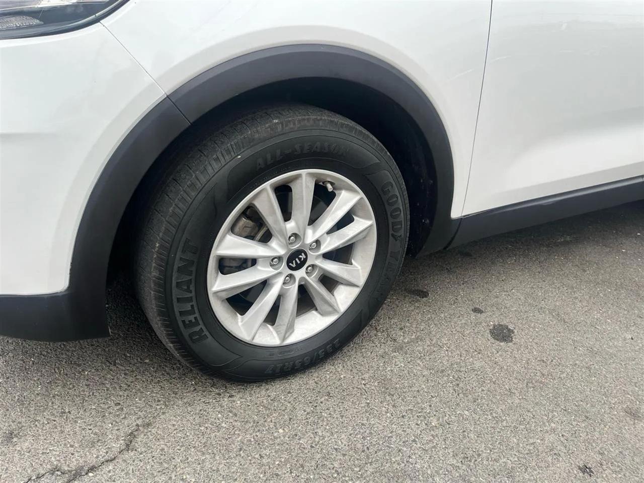 Kia Sorento LX 2WD 2019