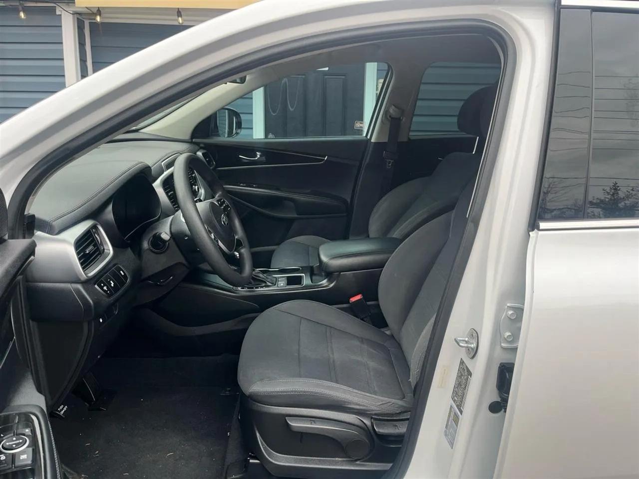 Kia Sorento LX 2WD 2019