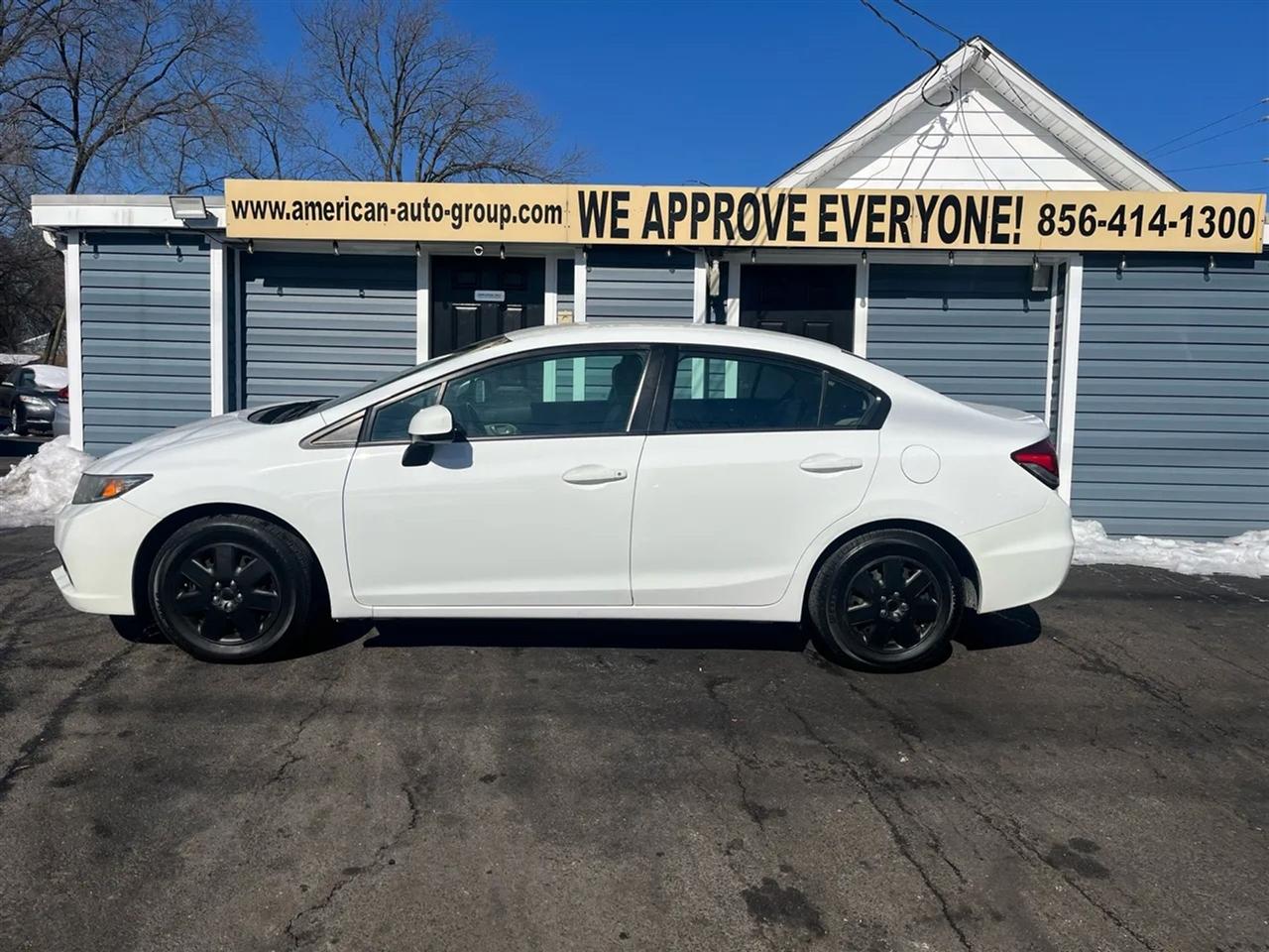 Honda Civic LX Sedan 5-Speed AT 2013