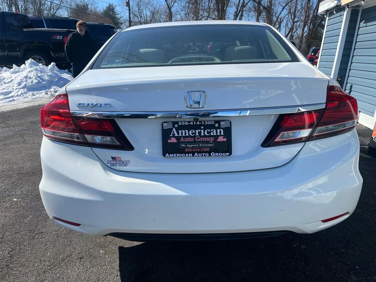 Honda Civic LX Sedan 5-Speed AT 2013