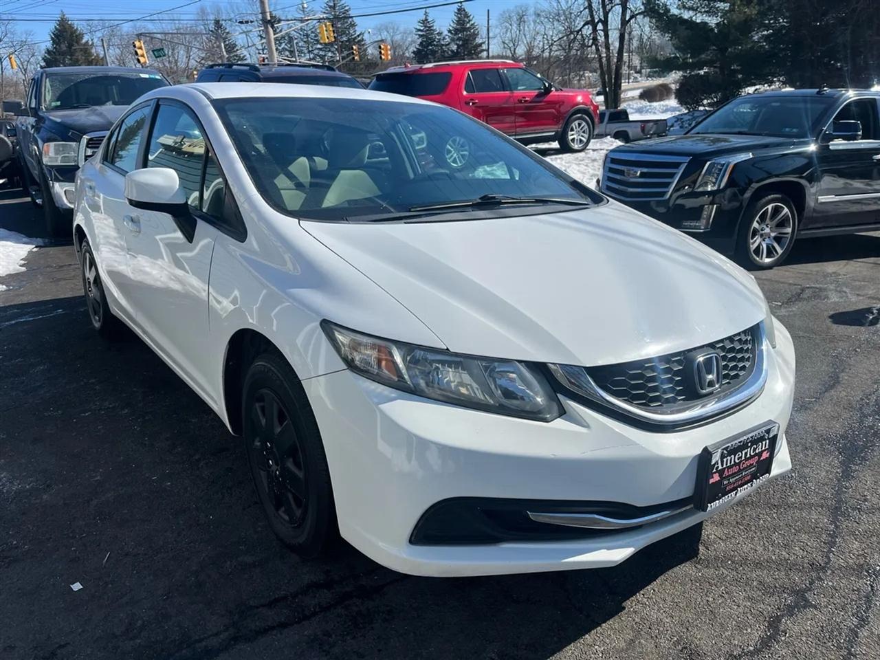 Honda Civic LX Sedan 5-Speed AT 2013