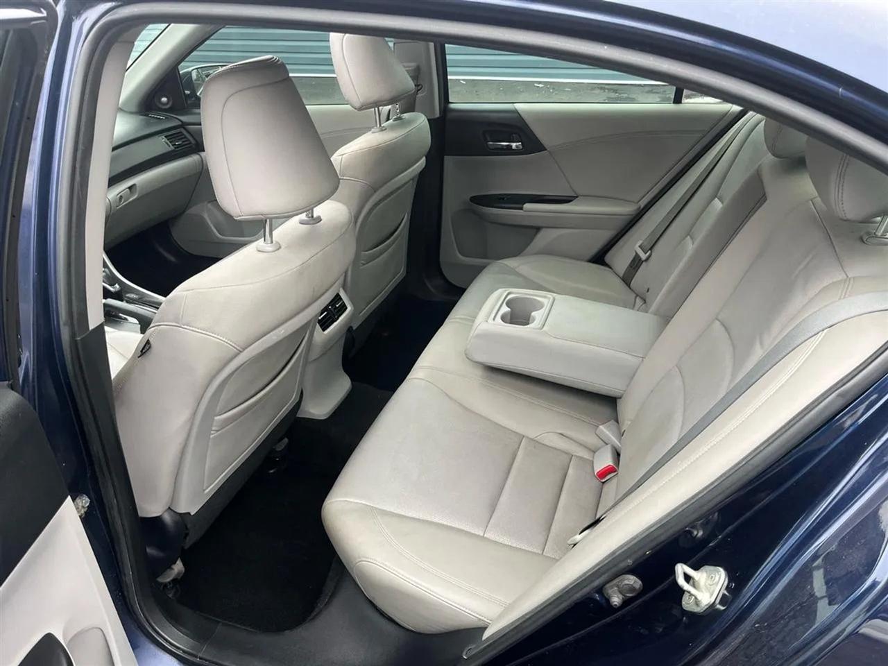 Honda Accord EX-L Sedan CVT 2013