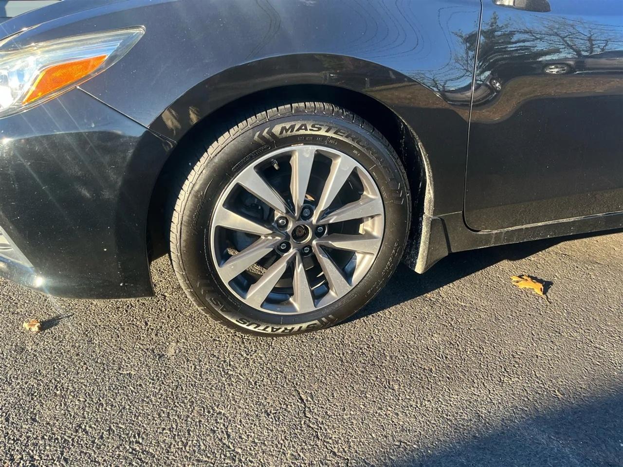 Nissan Altima 2.5 SV 2017