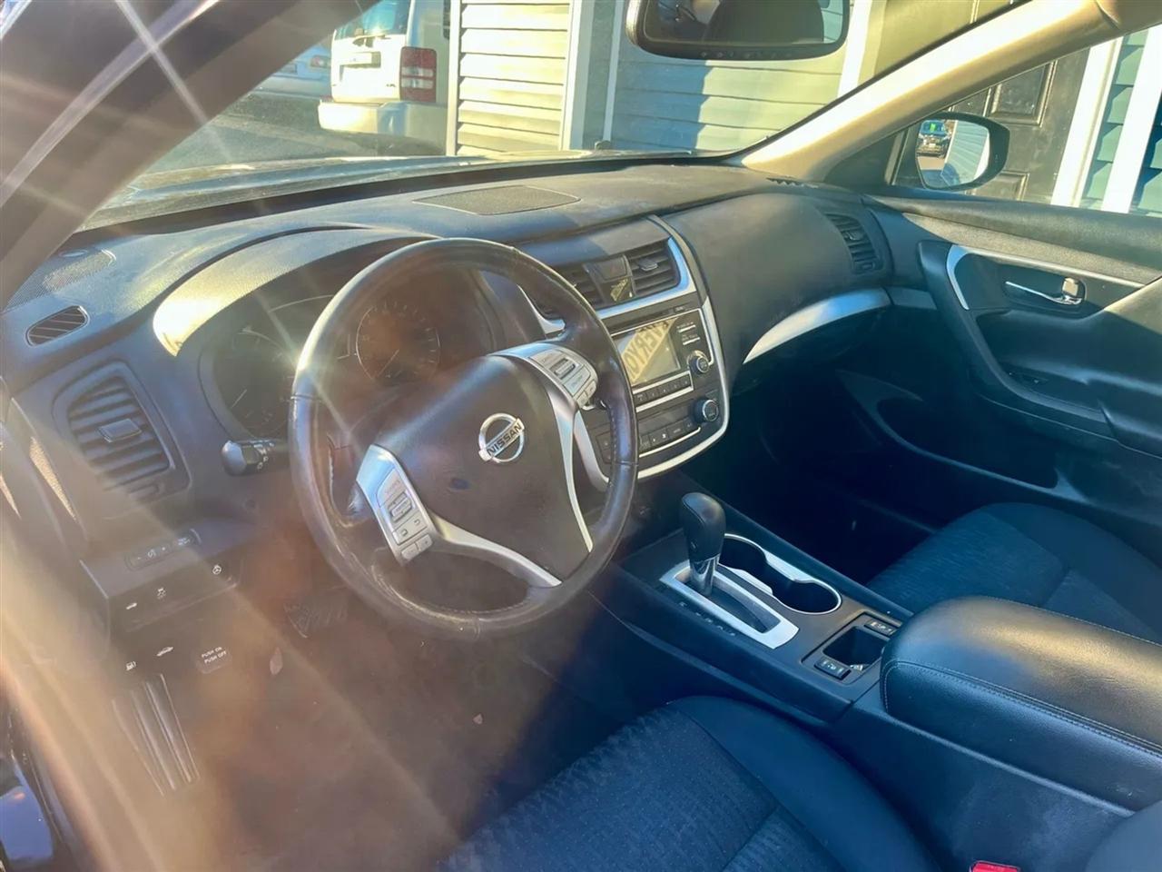 Nissan Altima 2.5 SV 2017