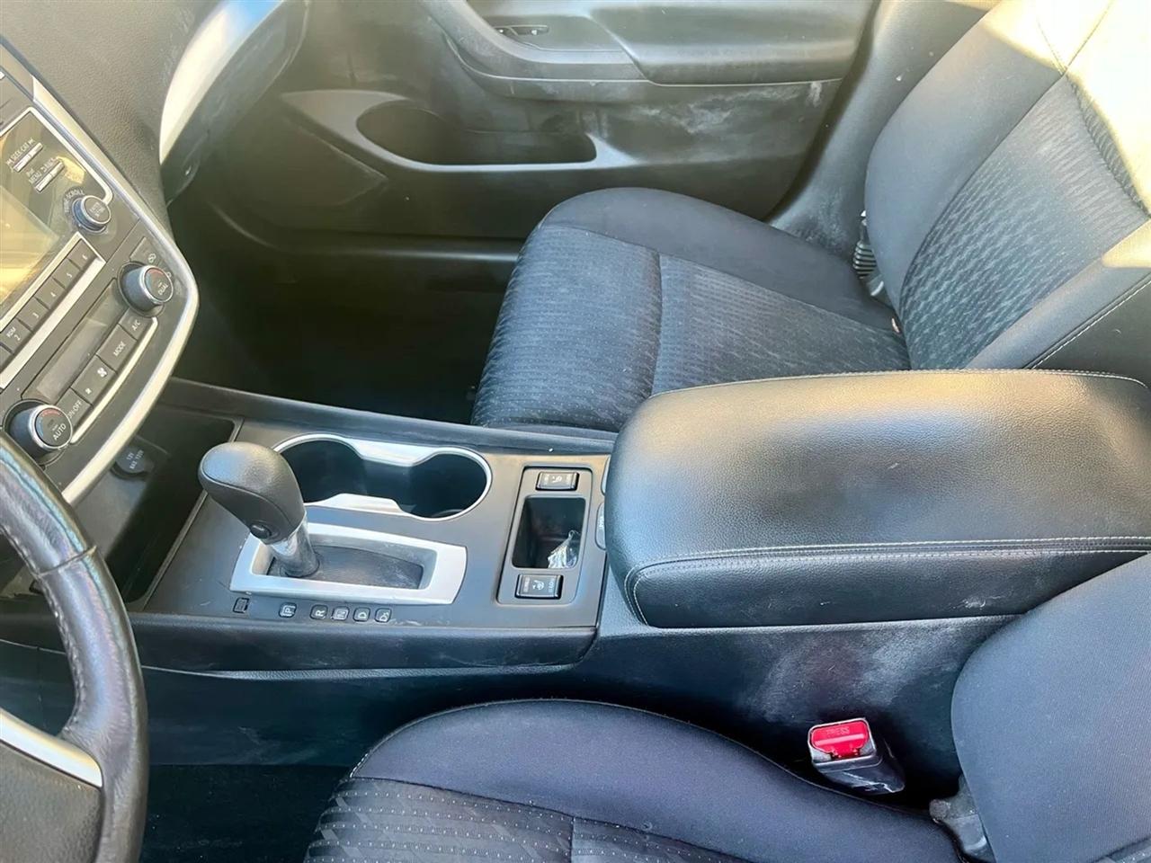 Nissan Altima 2.5 SV 2017