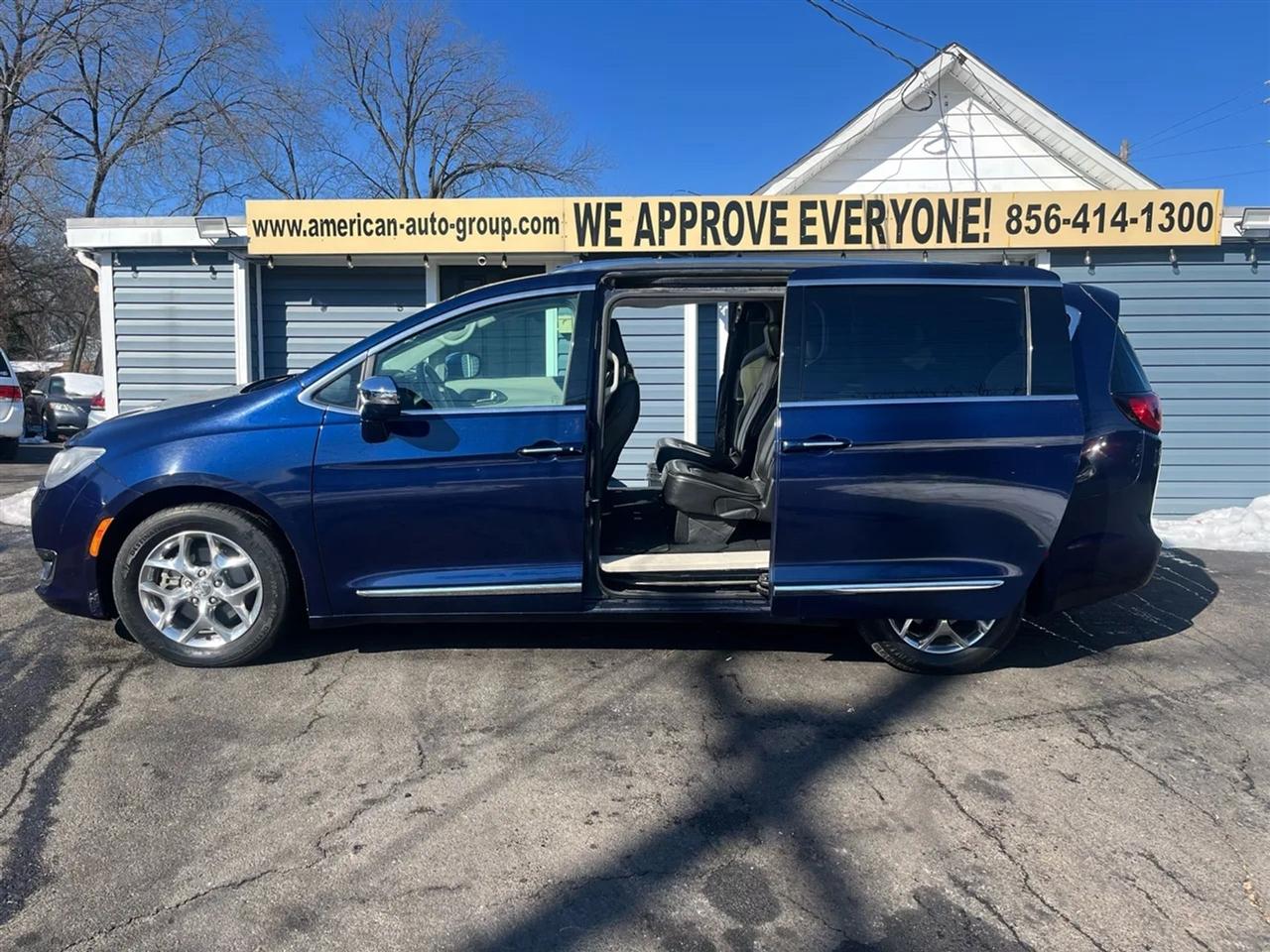 Chrysler Pacifica Limited 2018