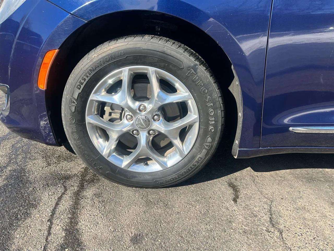 Chrysler Pacifica Limited 2018