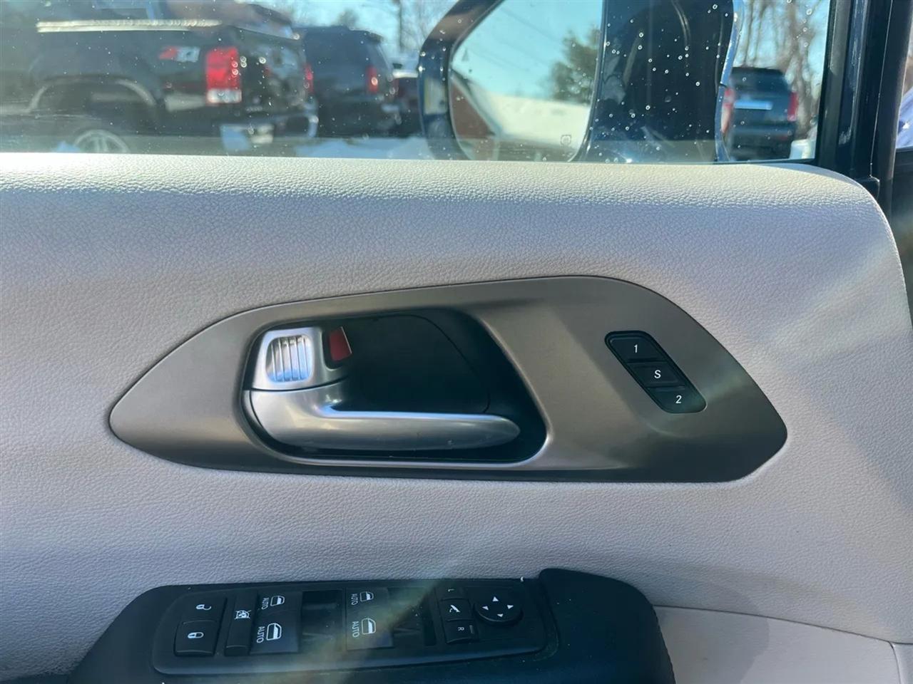 Chrysler Pacifica Limited 2018