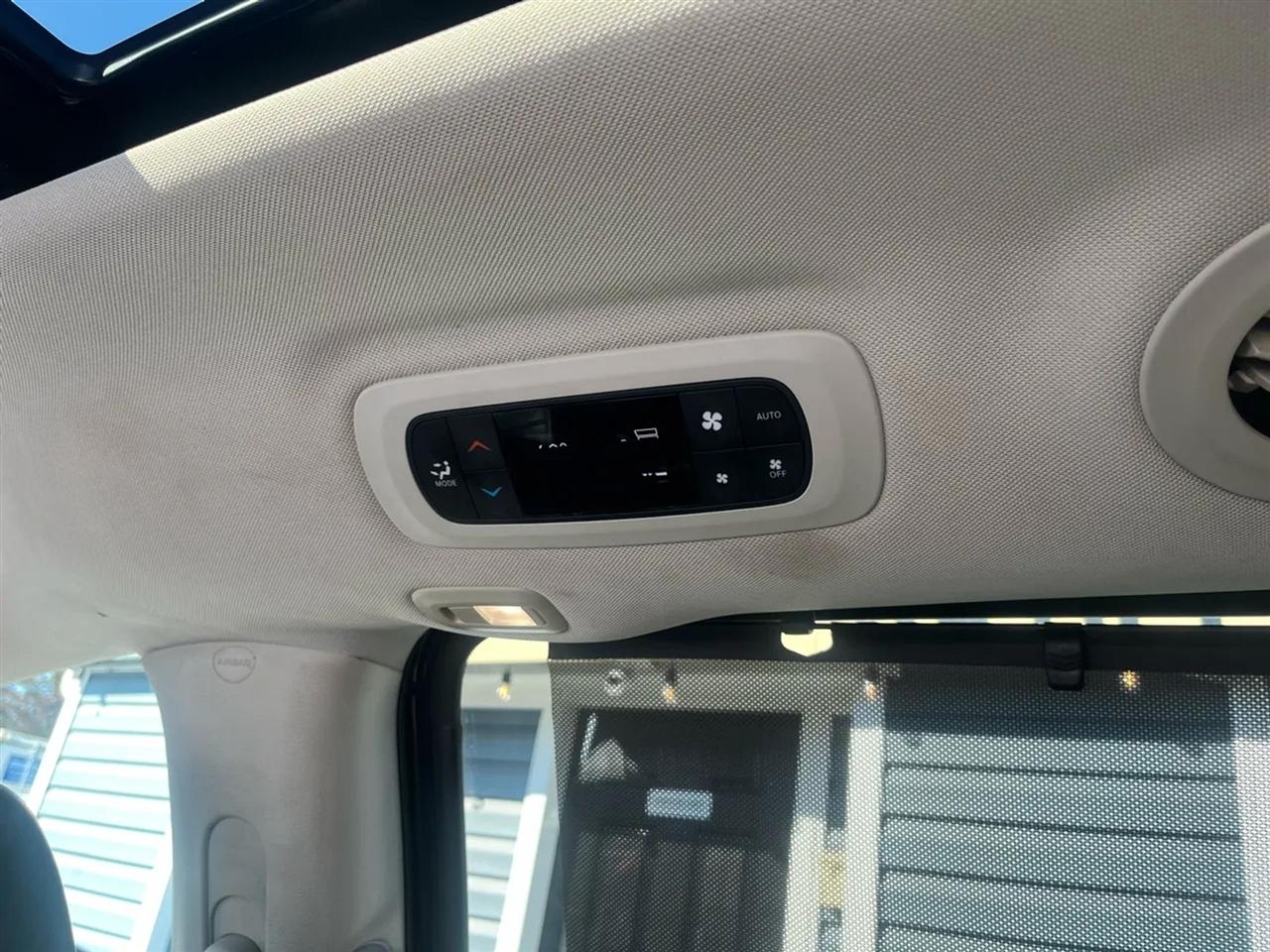 Chrysler Pacifica Limited 2018