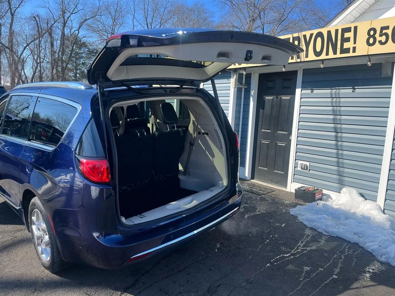 Chrysler Pacifica Limited 2018