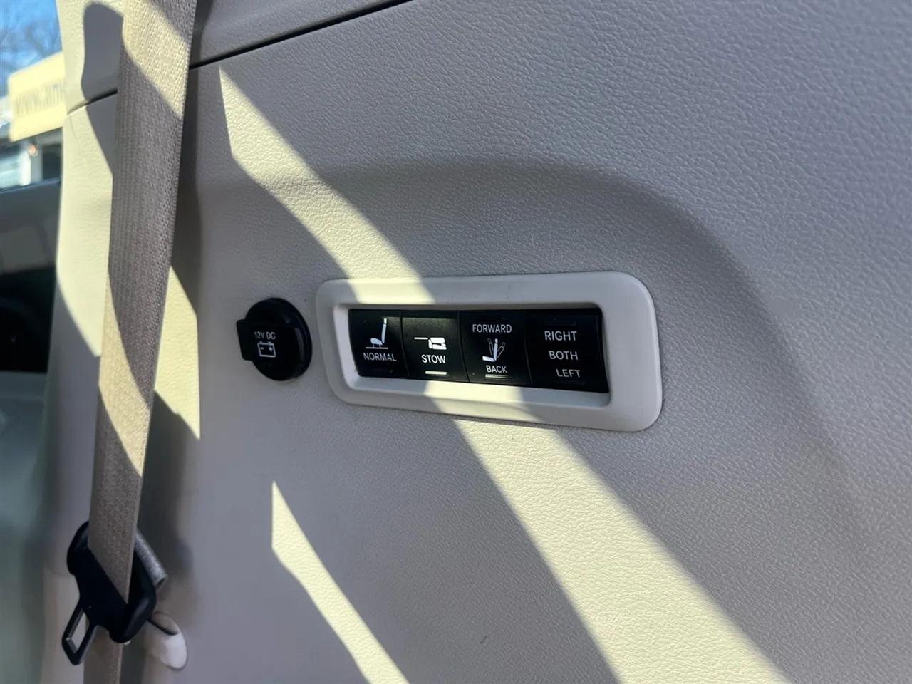 Chrysler Pacifica Limited 2018