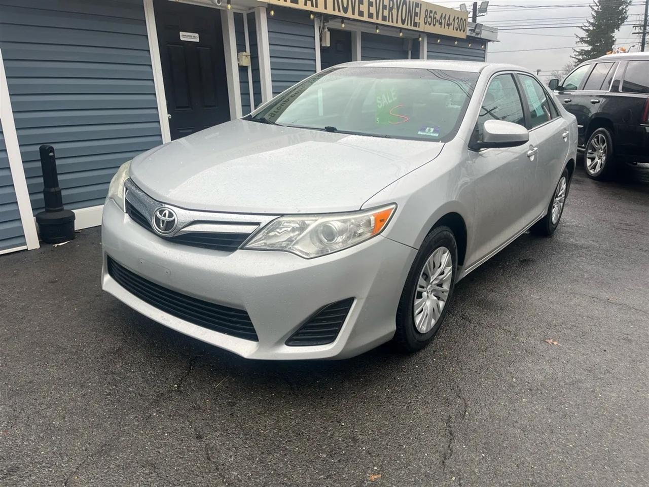 Toyota Camry LE 2013