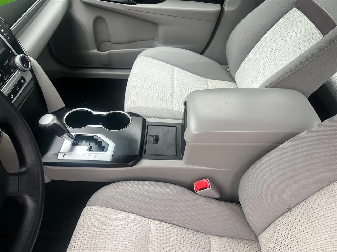 Toyota Camry LE 2013