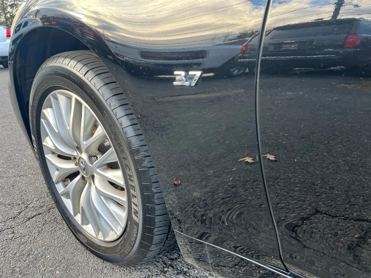 Infiniti Q70 L 3.7 AWD 2015