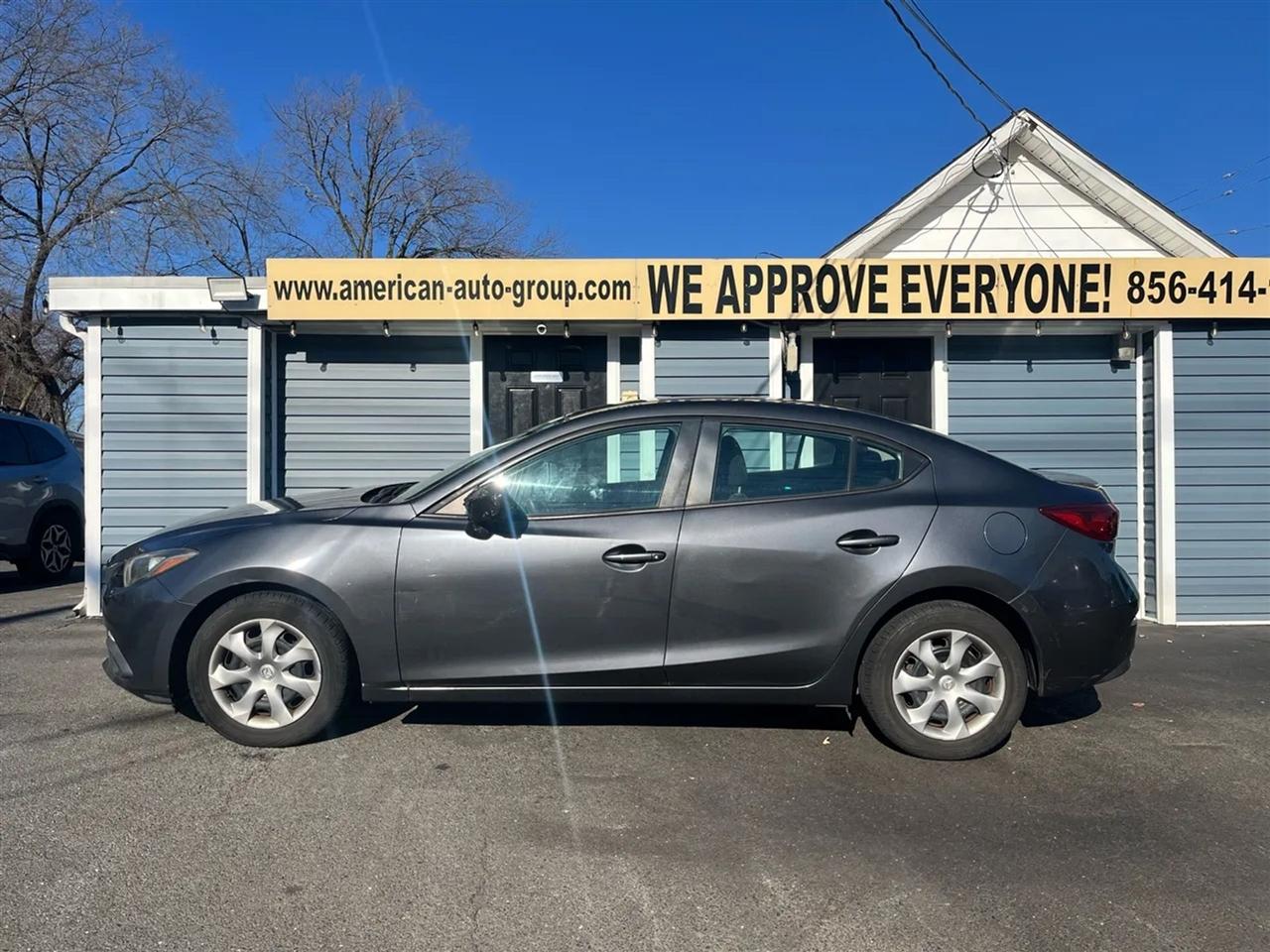 Mazda MAZDA3 i SV AT 4-Door 2015