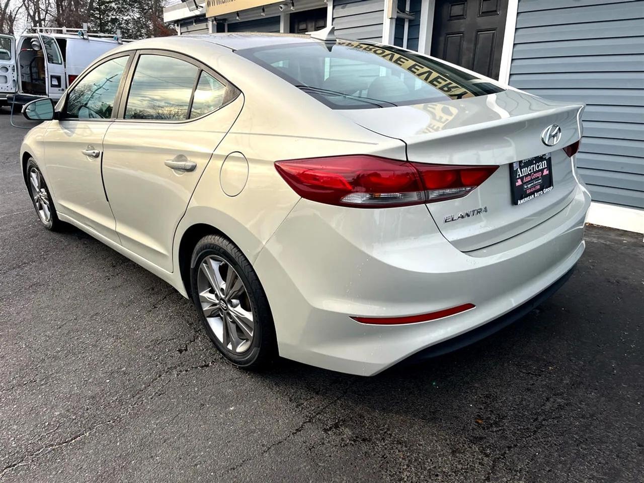 Hyundai Elantra Limited 2017