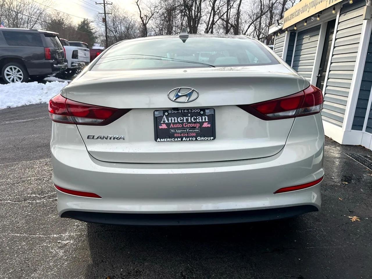 Hyundai Elantra Limited 2017