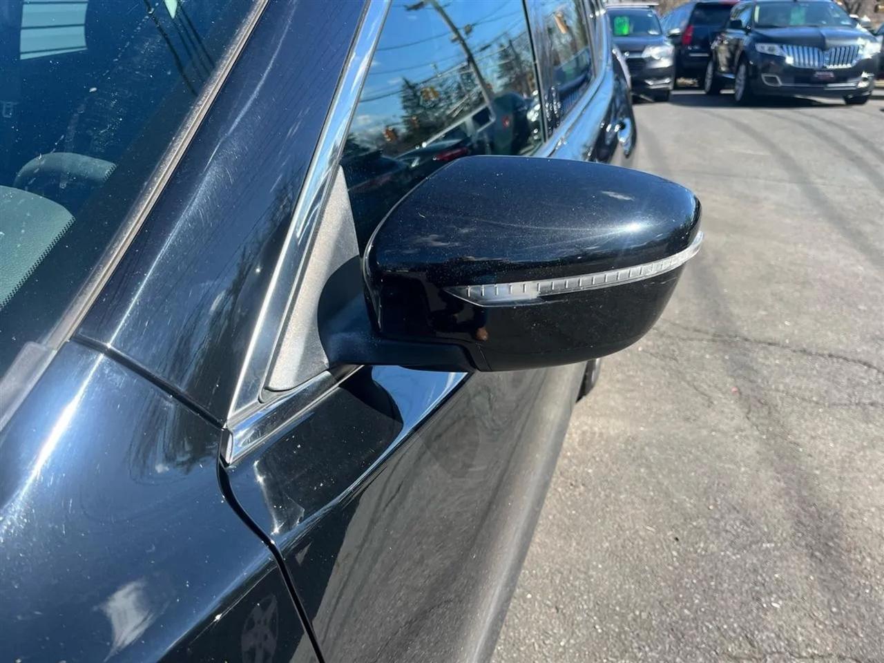 Nissan Rogue SV AWD 2015