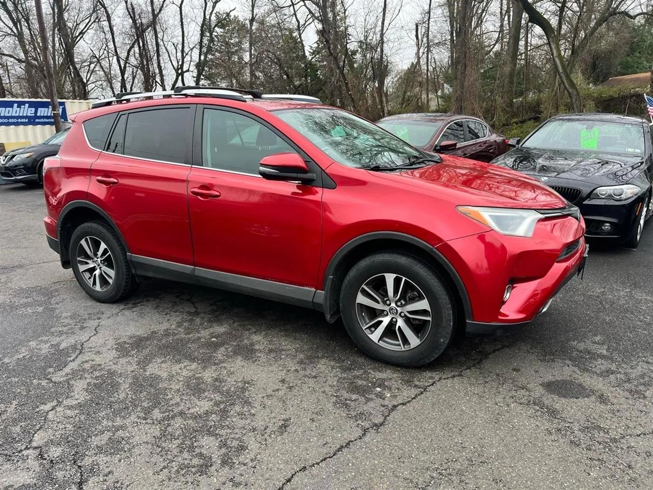 Toyota RAV4 XLE AWD 2016