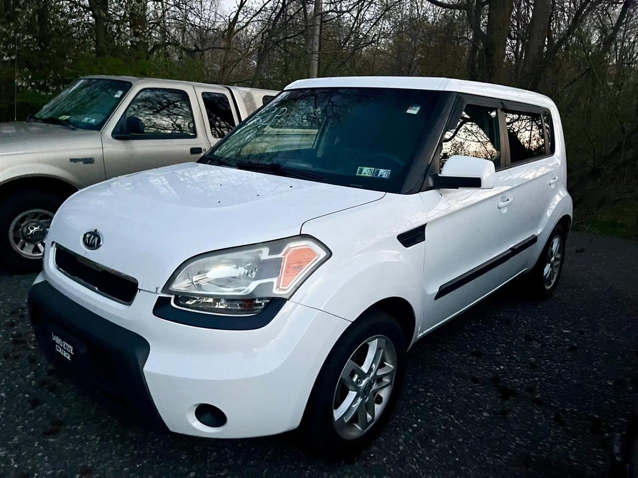 Kia Soul + 2011